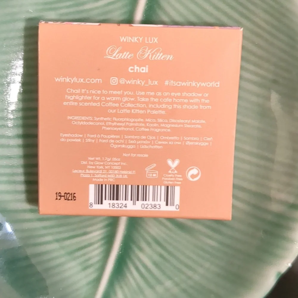 Winky Lux Eyeshadow Palette